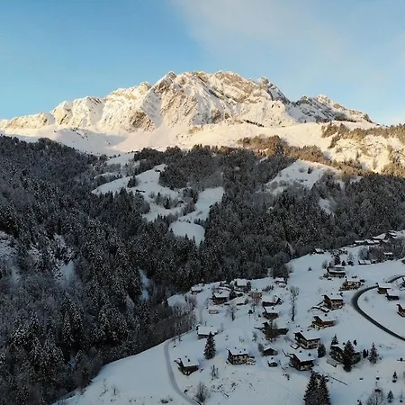La Coufa, Spacieux Duplex En Chalet, Terrasse, Jardin, Vues Montagnes Lejlighed